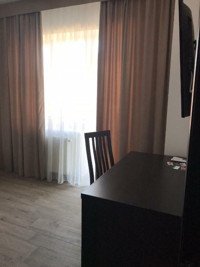 Neopolis Hotel Polyana  Eksteriør billede