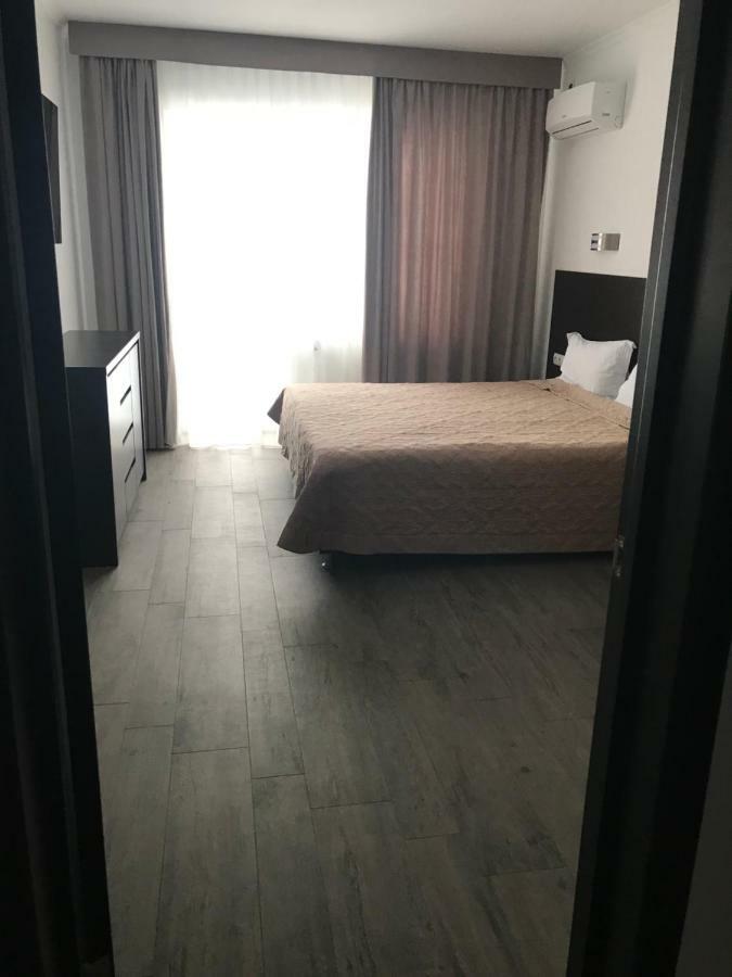 Neopolis Hotel Polyana  Eksteriør billede