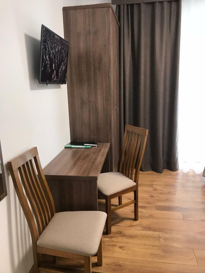 Neopolis Hotel Polyana  Eksteriør billede