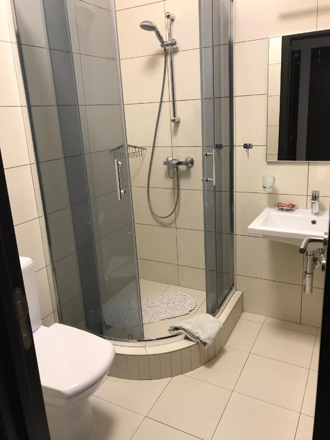 Neopolis Hotel Polyana  Eksteriør billede