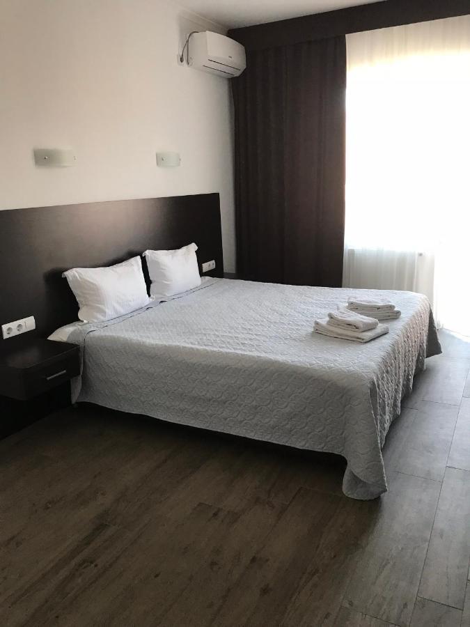 Neopolis Hotel Polyana  Eksteriør billede